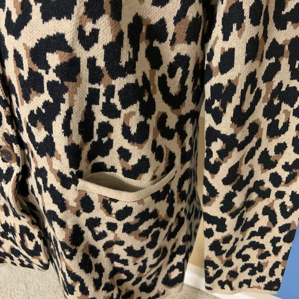 SOLD!!JCREW LEOPARD PRINT SWEATER BLAZER - Picture 6 of 9